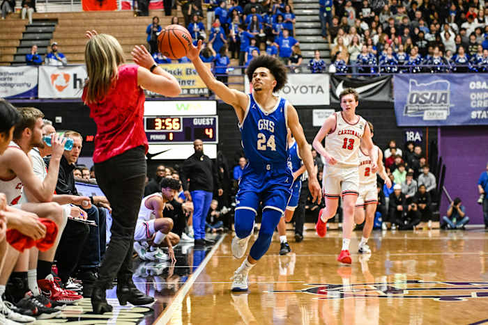 Lincoln Gresham 6A Oregon boys basketball quarterfinal Naji Saker -12